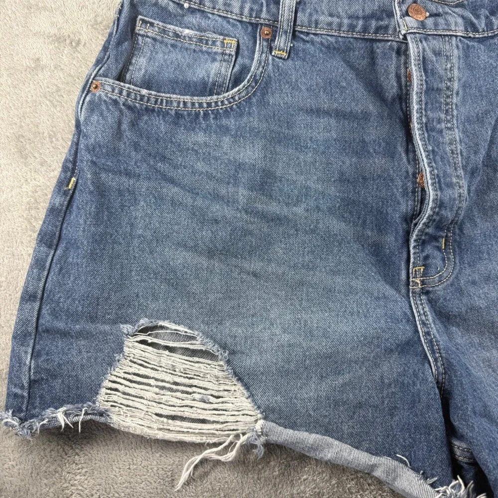 Arizona Jean Co Women's 21 High Rise Distressed Denim Shorts Button Fly Blue